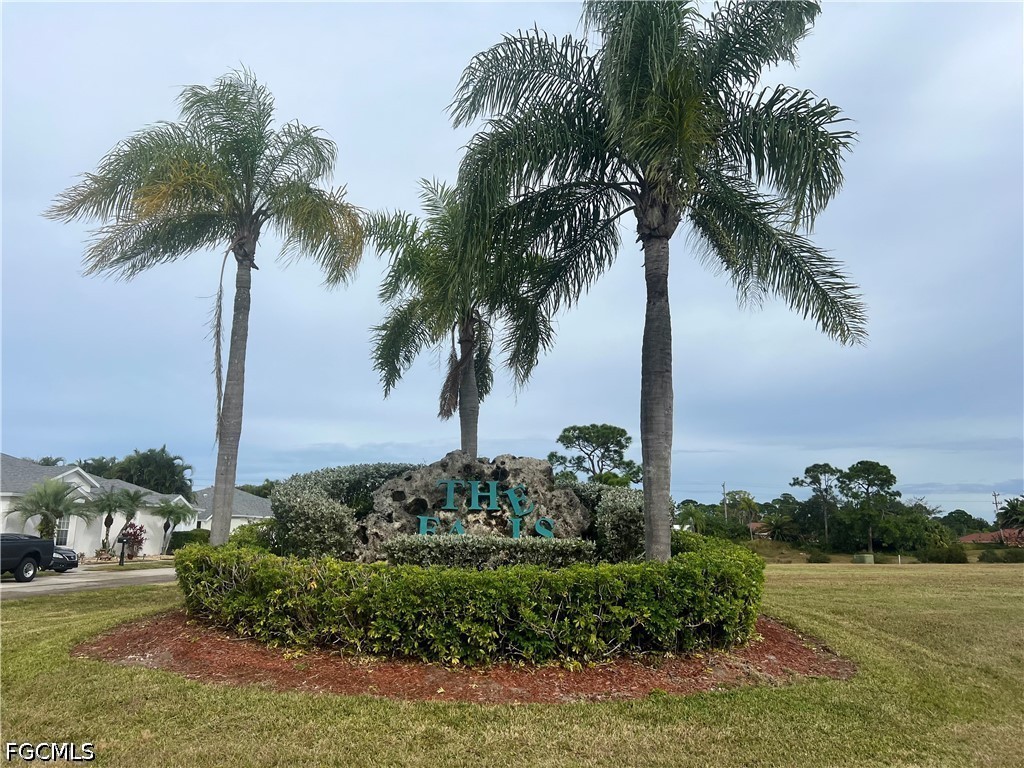 3 Bed Attached for Sale in Mirror Lakes, FL, $250,000 — photo 42