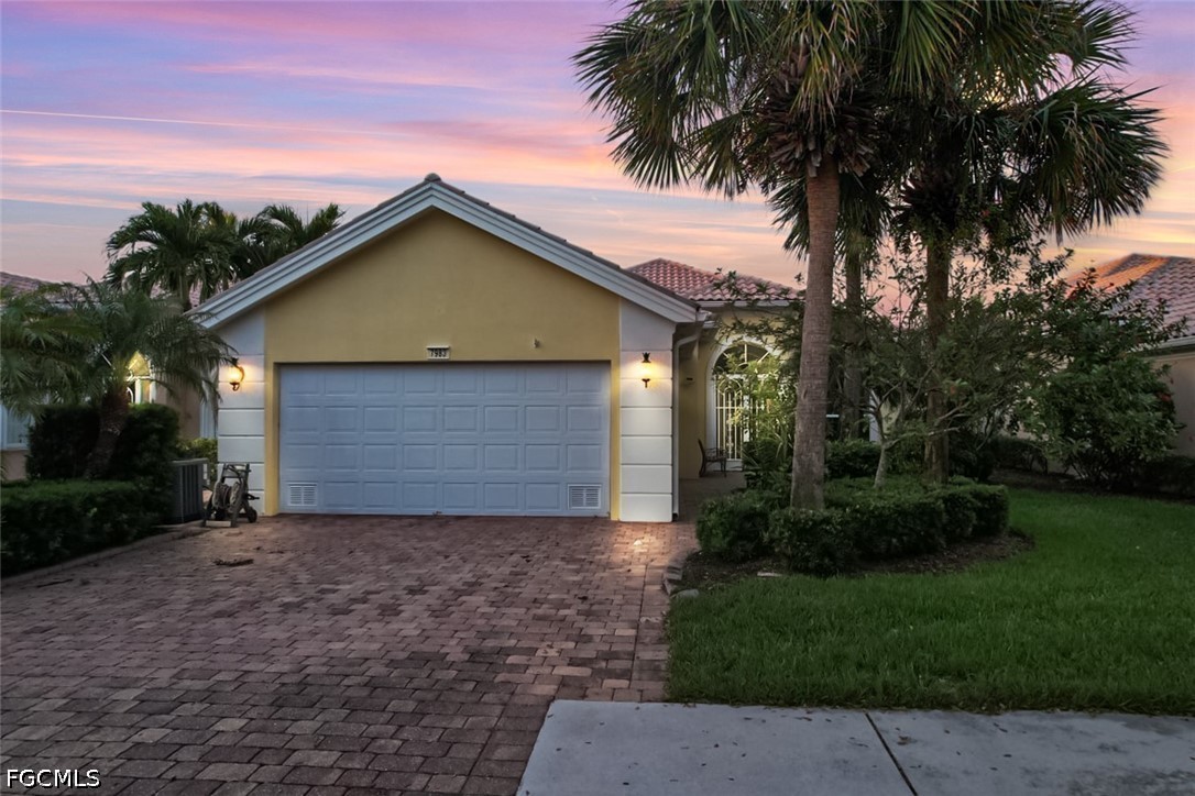 3 Bed Waterfront Home for Sale in Verona Walk, photo 42