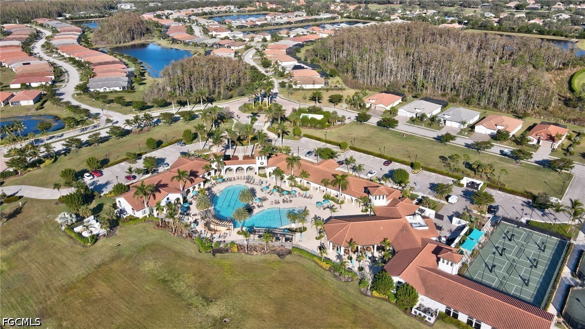 2 Bed Waterfront Home for Sale in Fort Myers, photo 42