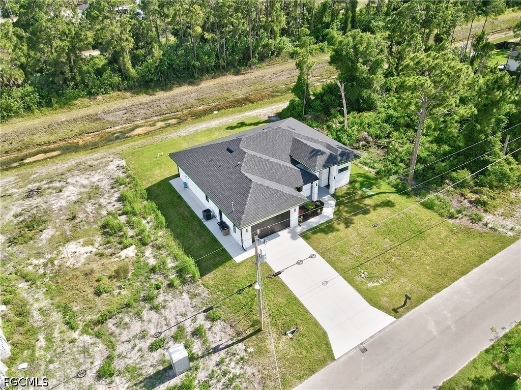 4 Bed SingleFamilyResidence for Sale in Lehigh Acres, photo 42