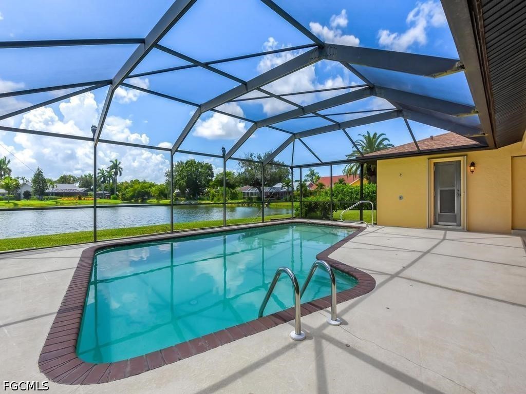 3 Bed Pool Home for Sale in Las Palmas, photo 42