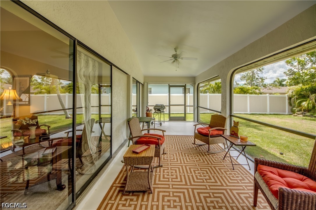 3 Bed SingleFamilyResidence for Sale in Cape Coral, photo 42