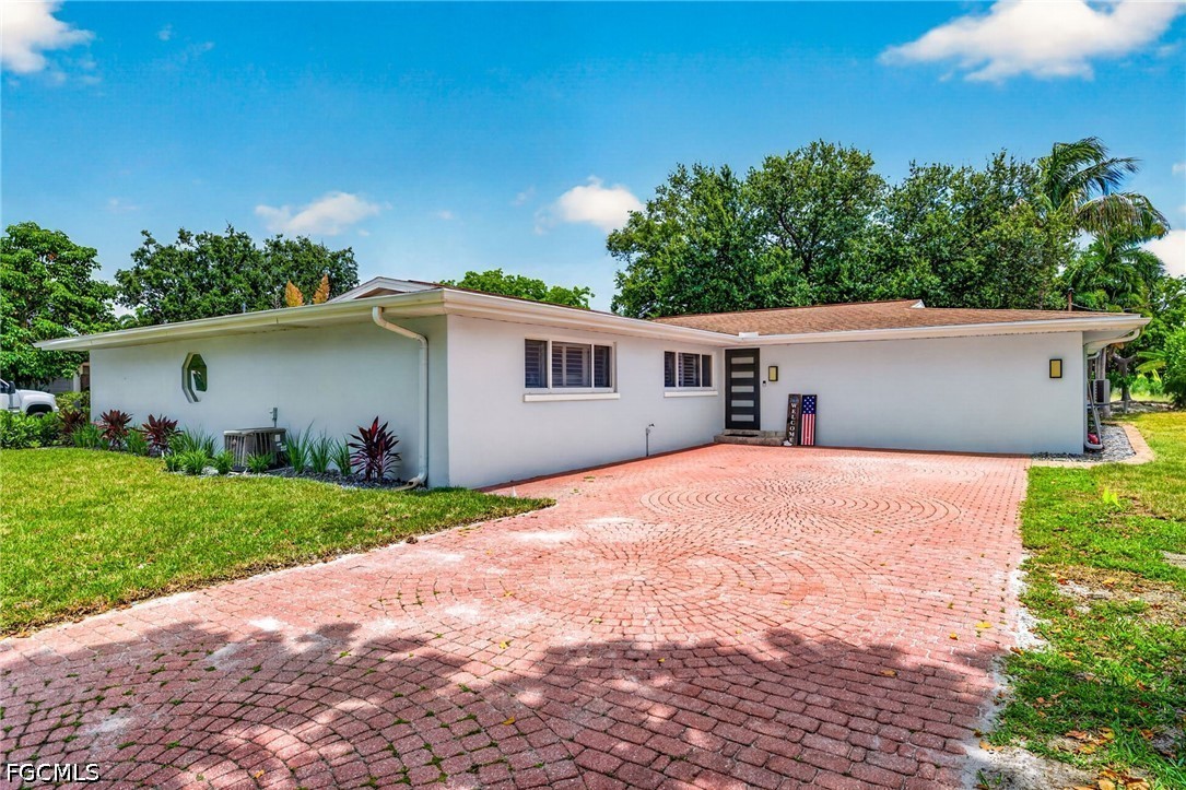 4 Bed Waterfront Home for Sale in Fort Myers, FL, $1,299,000 — photo 42