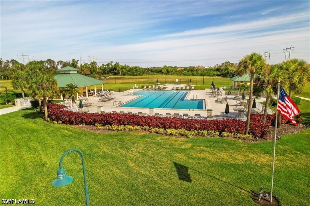 4 Bed SingleFamilyResidence for Sale in Eagle Pointe, FL — photo 42