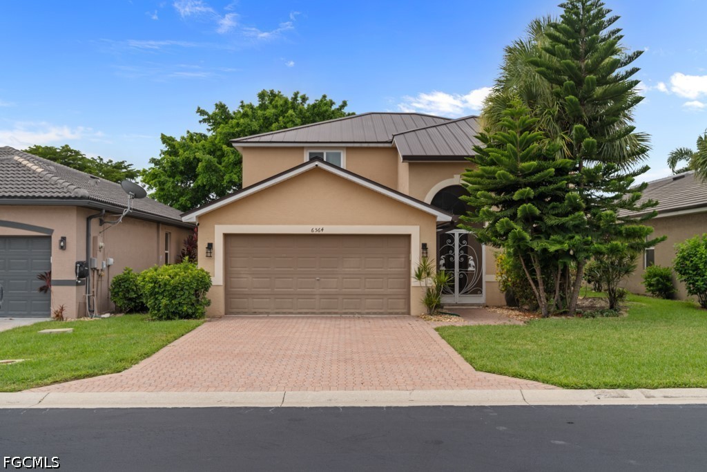 4 Bed Waterfront Home for Sale in Fort Myers, photo 42