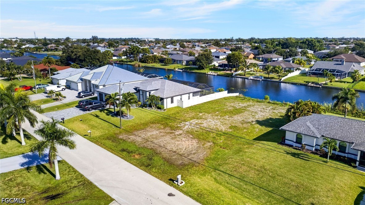 Waterfront Home for Sale in Cape Coral, photo 42