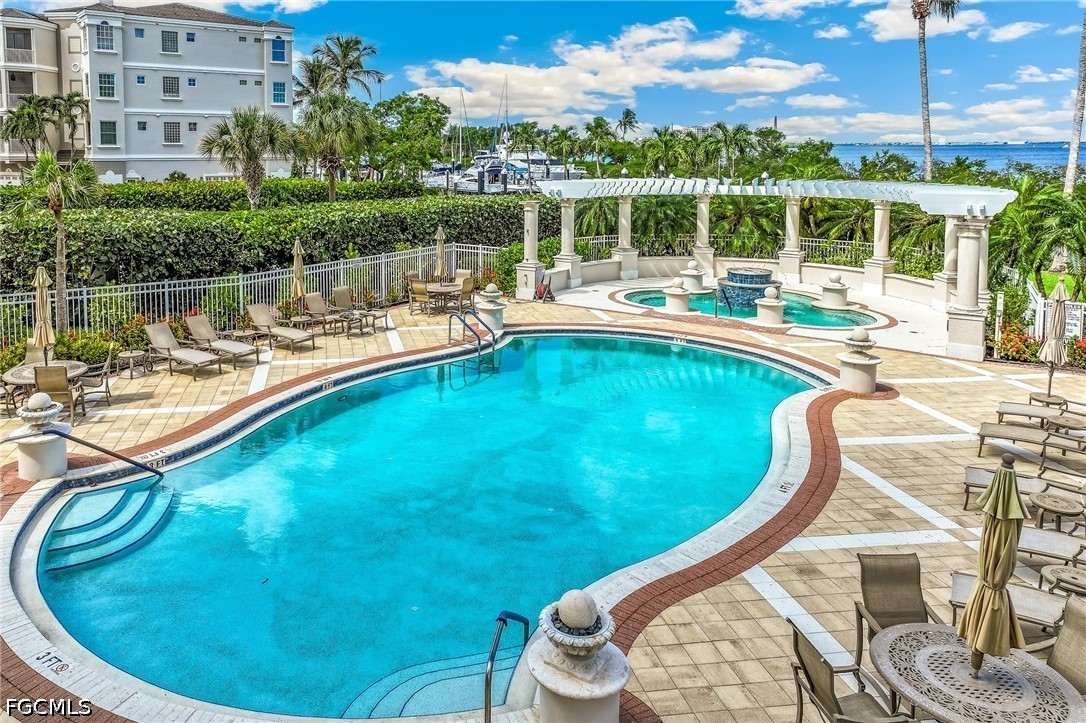 4 Bed Waterfront Home for Sale in Fort Myers, photo 42