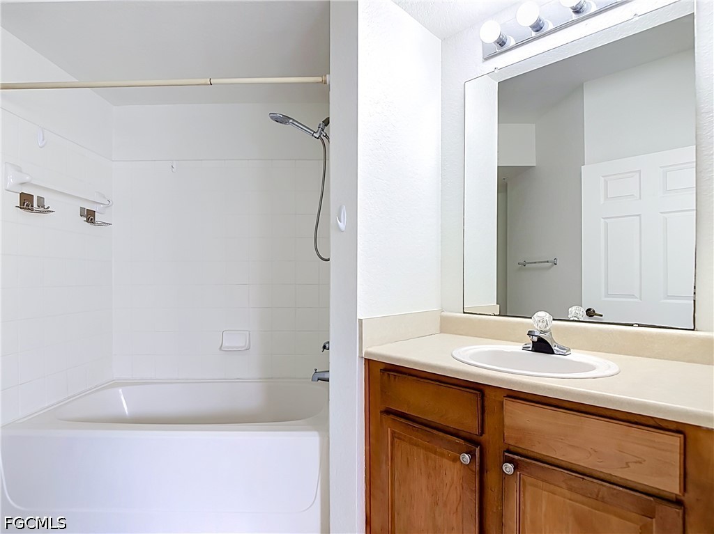 2 Bed Condominium for Sale in Fort Myers, photo 42