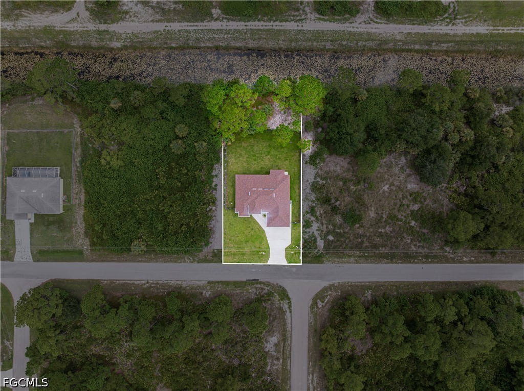 4 Bed SingleFamilyResidence for Sale in Lehigh Acres, photo 42