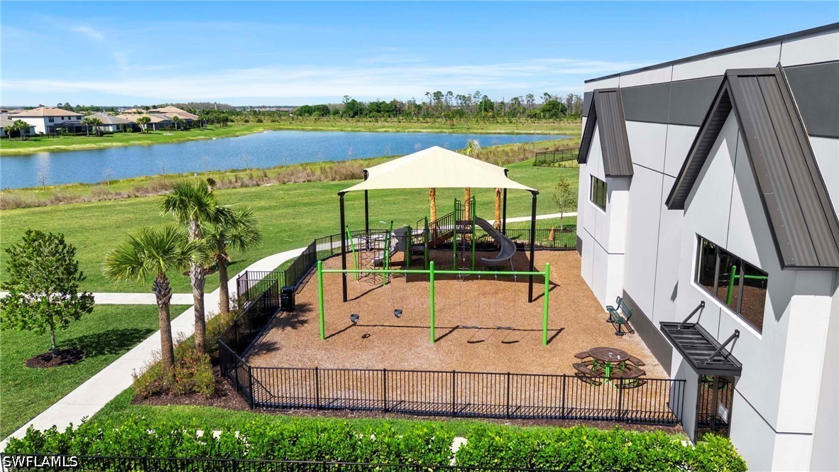 3 Bed Pool Home for Sale in Verdana Village, photo 42