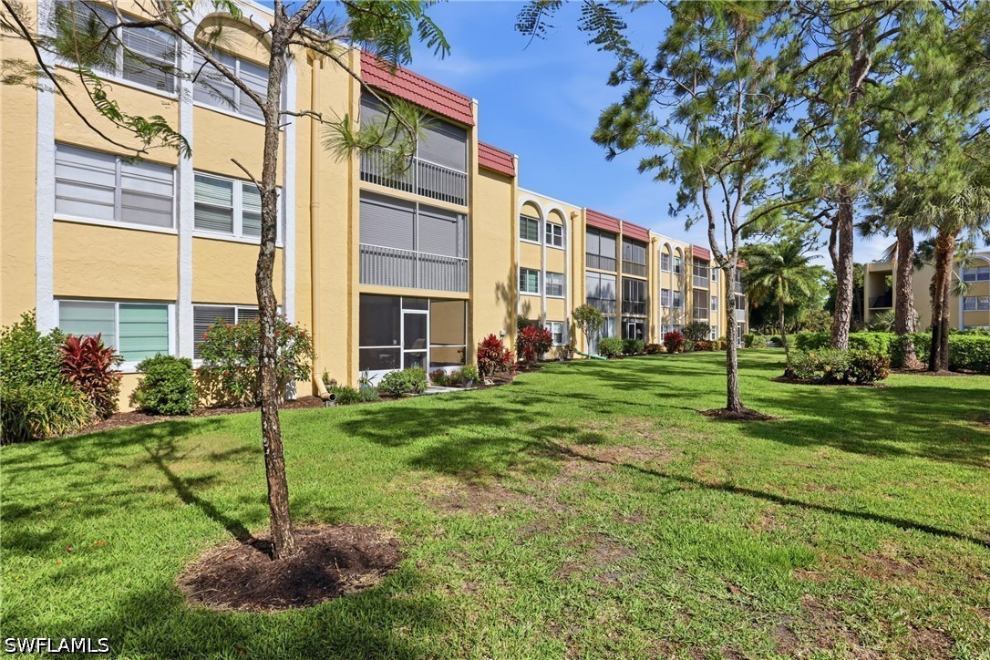 2 Bed Condominium for Sale in Forest Lakes, photo 42