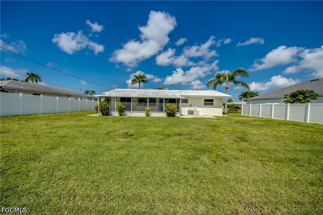 2 Bed SingleFamilyResidence for Sale in Cape Coral, photo 42