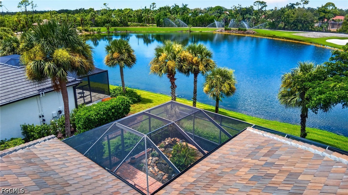 4 Bed Waterfront Home for Sale in Crown Colony, photo 42