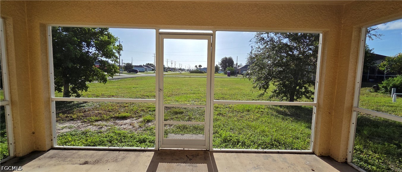 3 Bed SingleFamilyResidence for Sale in Cape Coral, photo 42