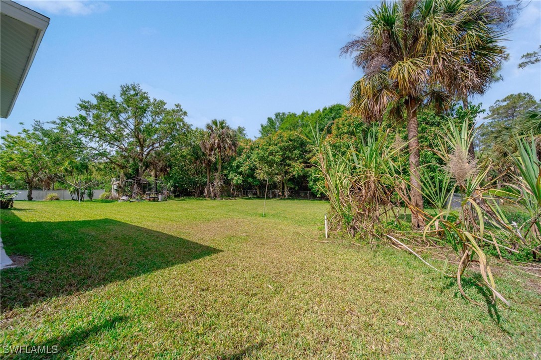 5 Bed SingleFamilyResidence for Sale in Naples, FL, $729,999 — photo 43