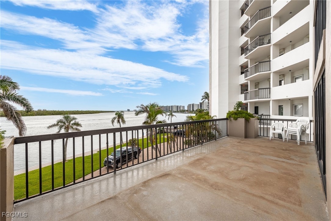 2 Bed Waterfront Home for Sale in Harbour Pointe Condo, FL — photo 43
