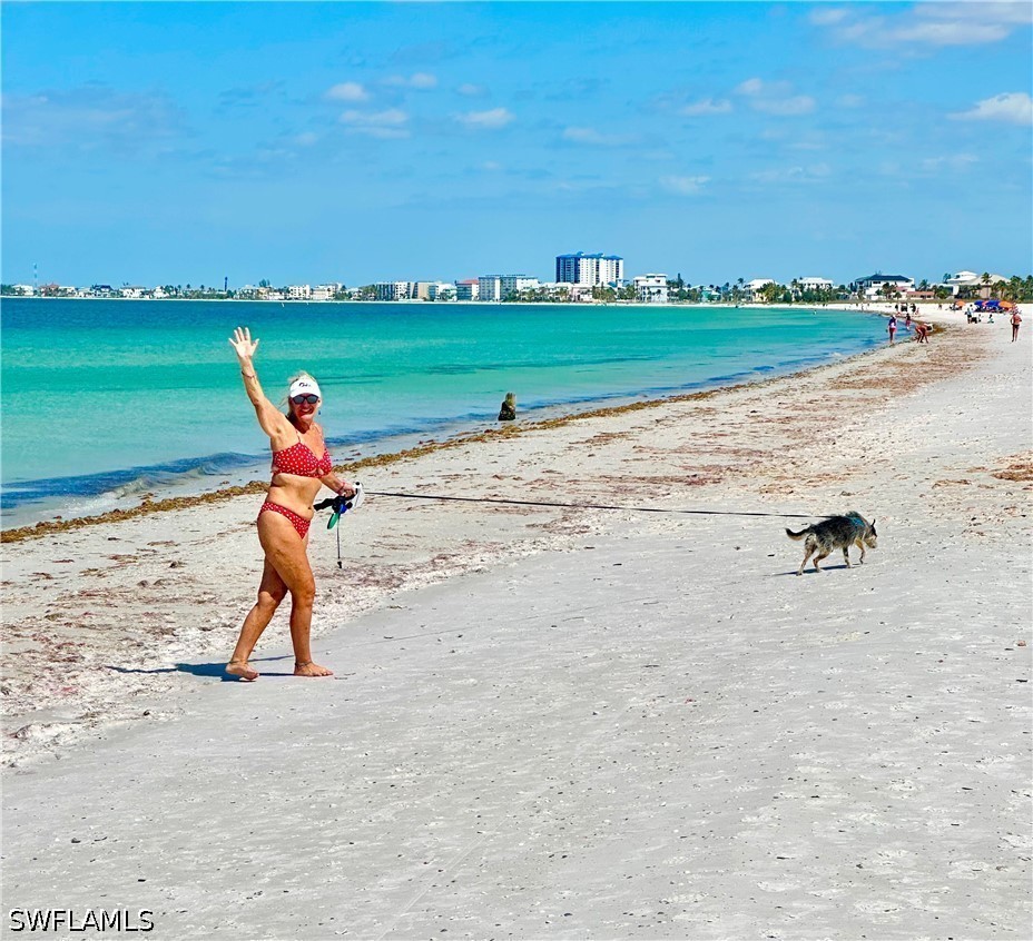 1 Bed Waterfront Home for Sale in Fort Myers Beach, photo 43