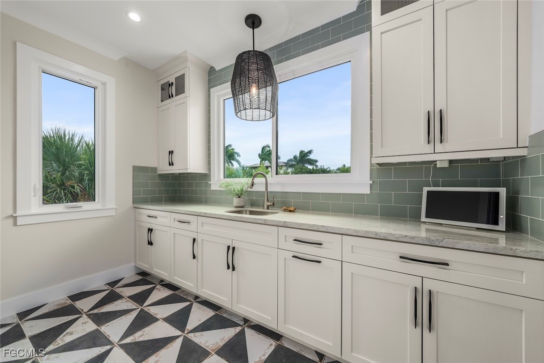 5 Bed Pool Home for Sale in Sanibel, photo 43