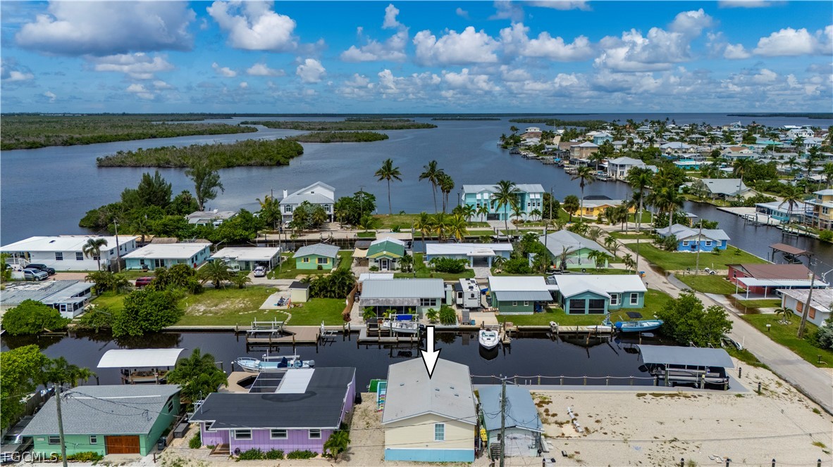 2 Bed Waterfront Home for Sale in Matlacha, FL, $299,900 — photo 43