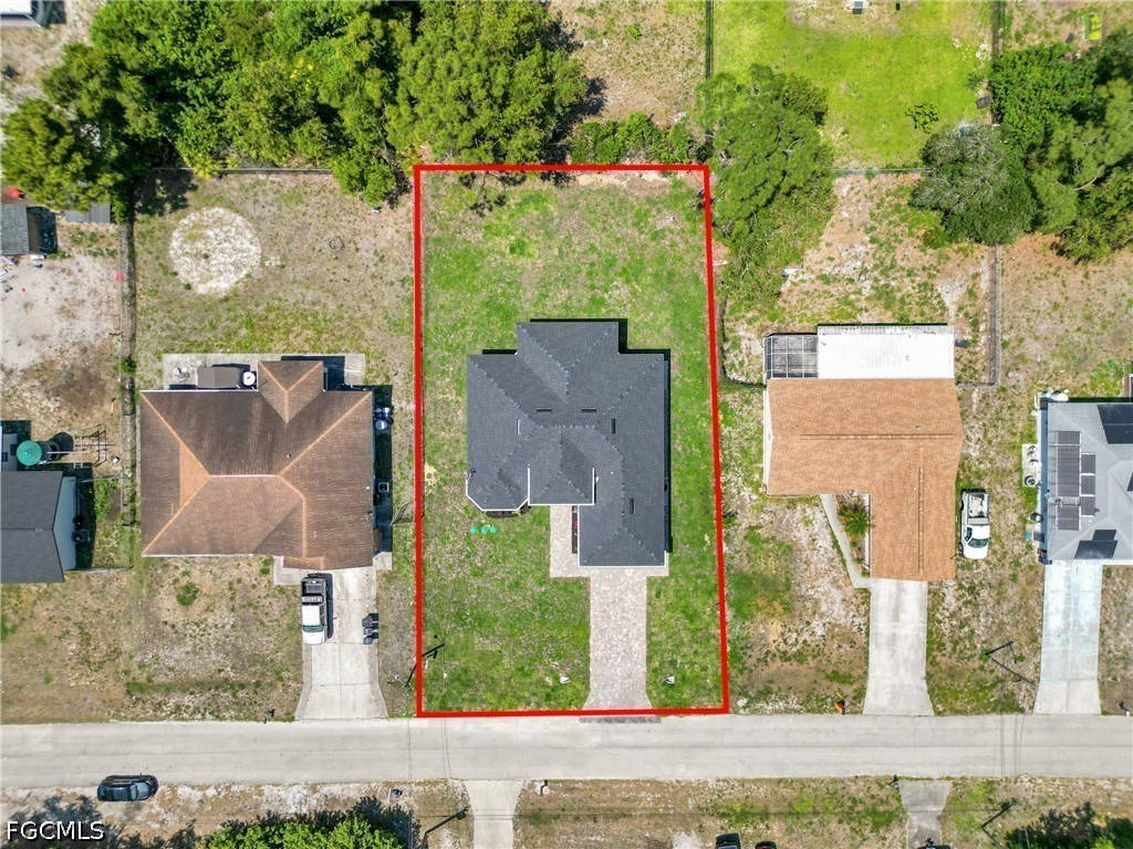 4 Bed SingleFamilyResidence for Sale in Lehigh Acres, photo 43