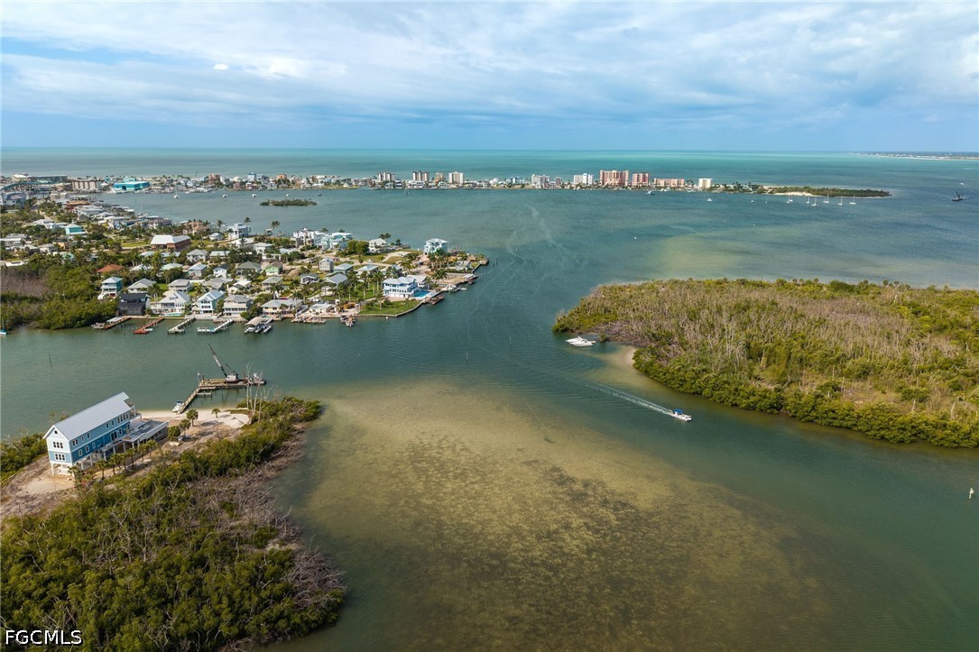 2 Bed Waterfront Home for Sale in Boardwalk Caper, photo 43