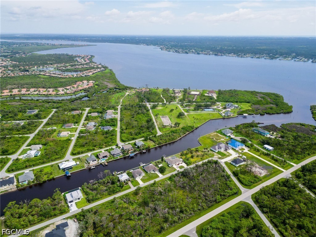 4 Bed Pool Home for Sale in Port Charlotte, photo 43