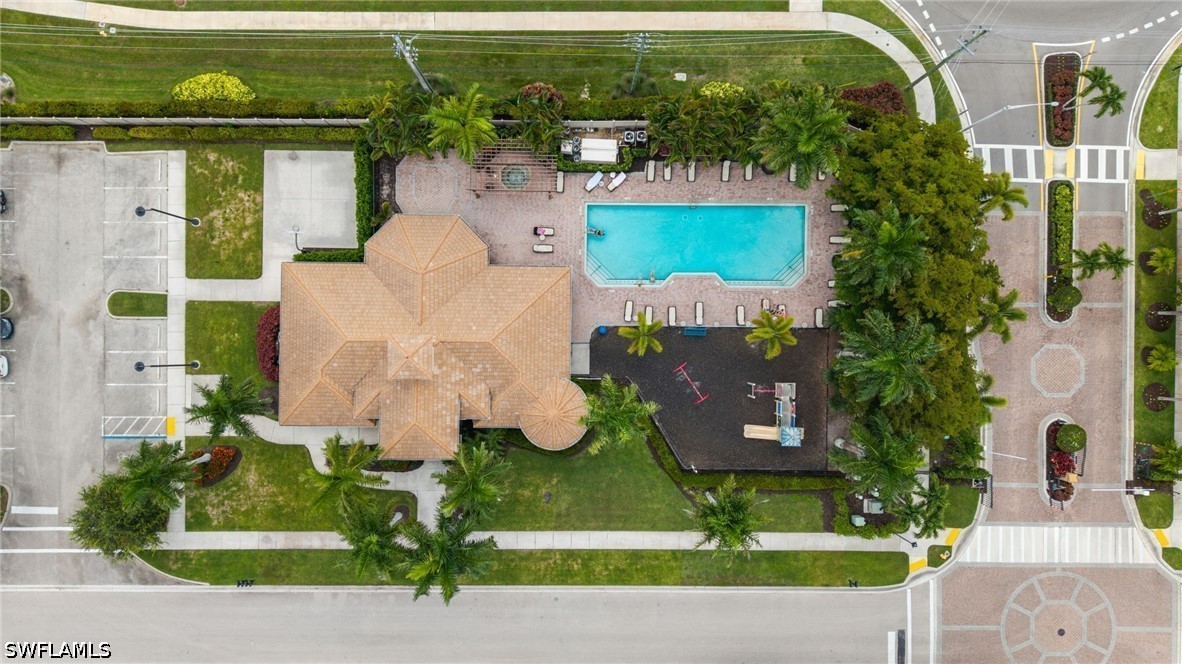 3 Bed SingleFamilyResidence for Sale in Naples, photo 43