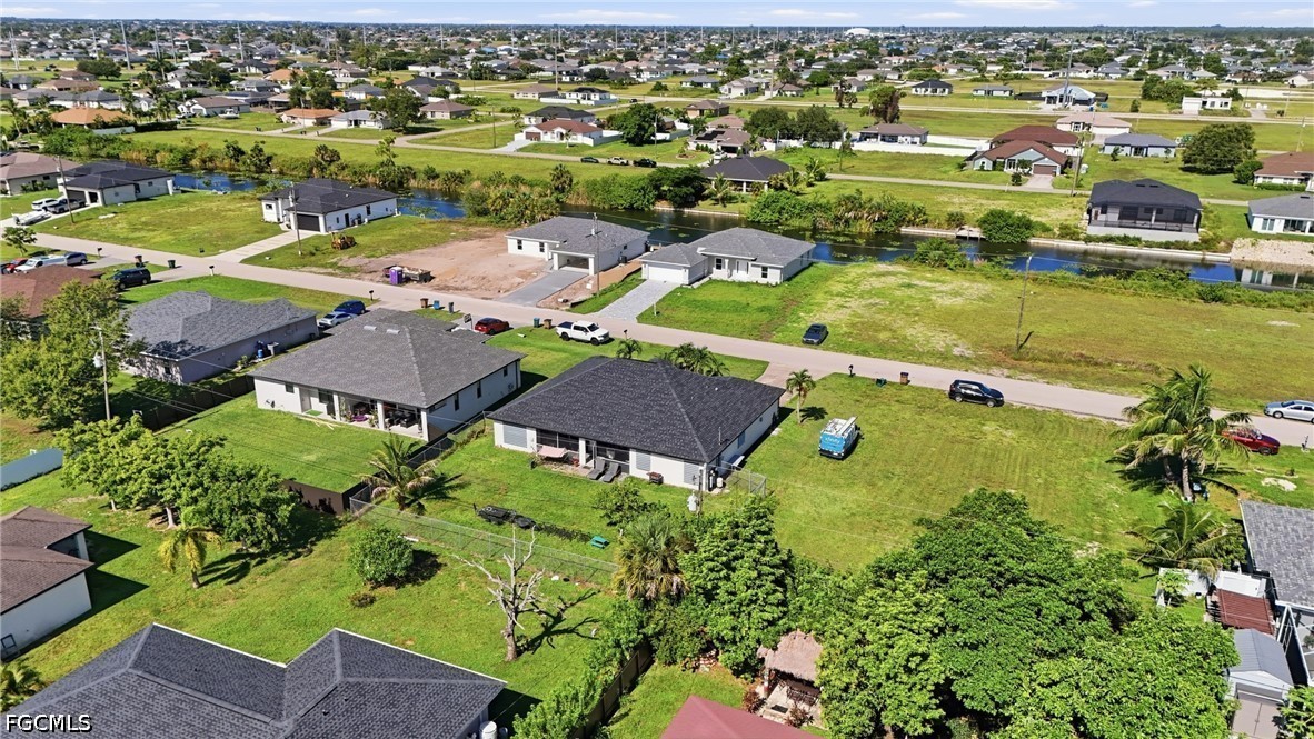 4 Bed SingleFamilyResidence for Sale in Cape Coral, photo 43