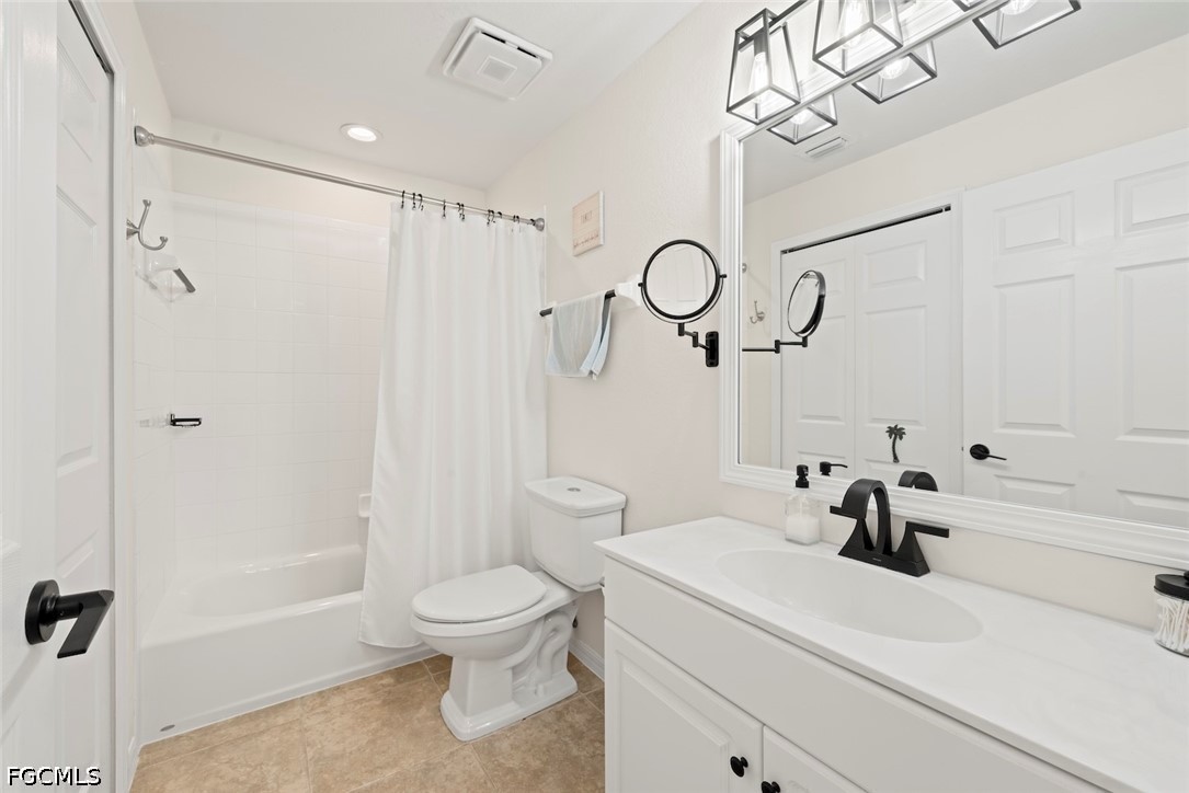3 Bed Pool Home for Sale in Kings Green, photo 43