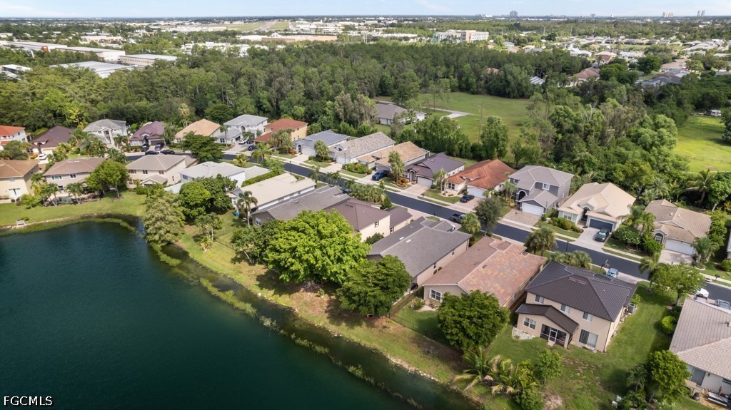 4 Bed Waterfront Home for Sale in Fort Myers, photo 43