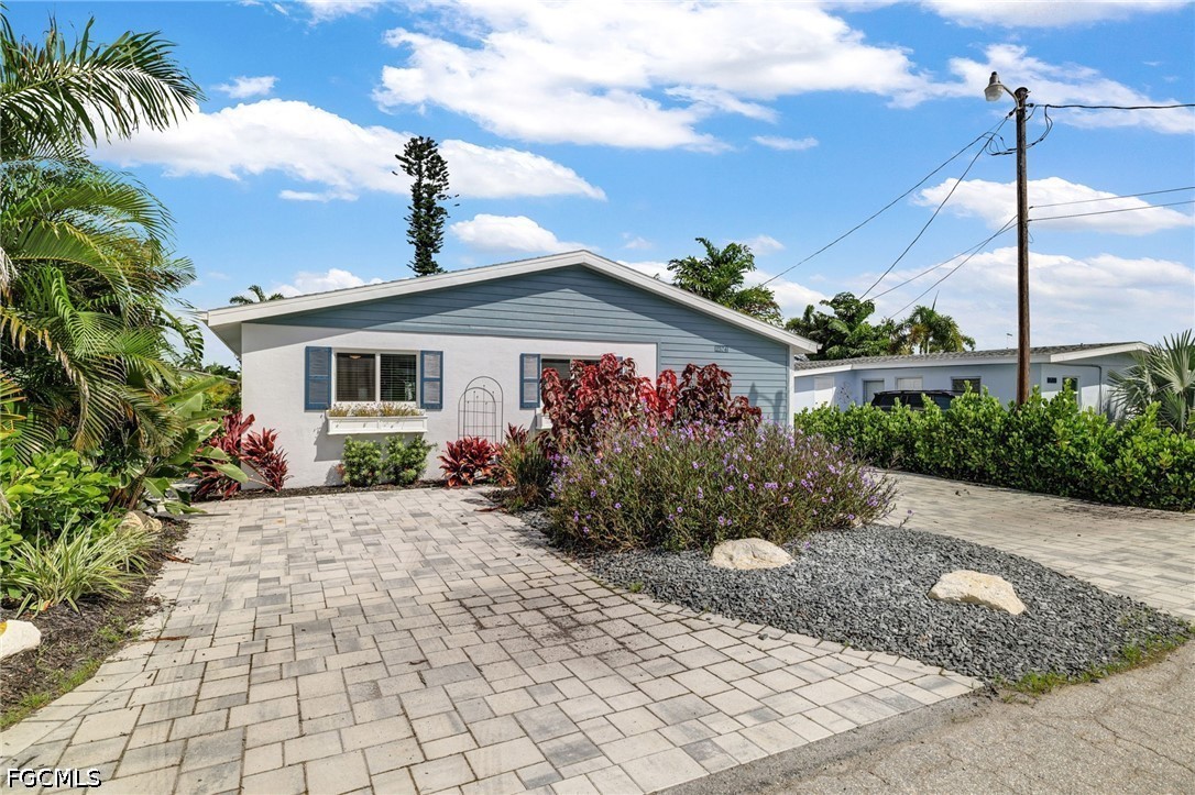 2 Bed Pool Home for Sale in Island Harbors, photo 43