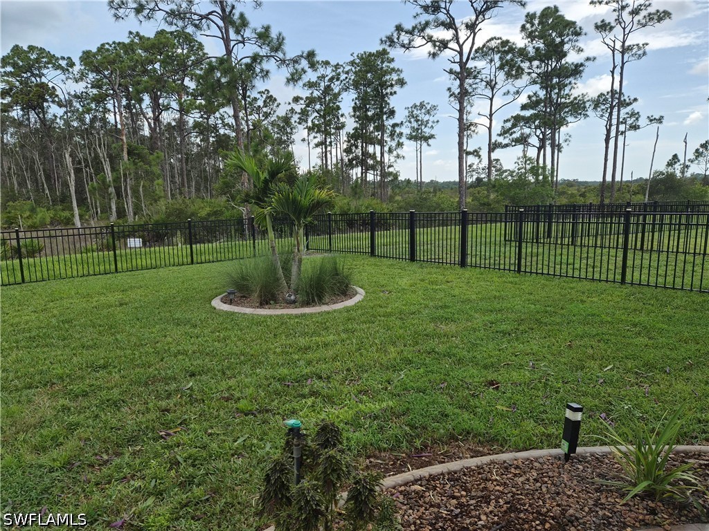 3 Bed SingleFamilyResidence for Sale in Magnolia Landing, FL — photo 43