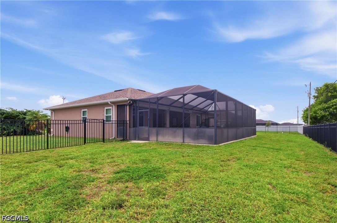 3 Bed Pool Home for Sale in Cape Coral, photo 43