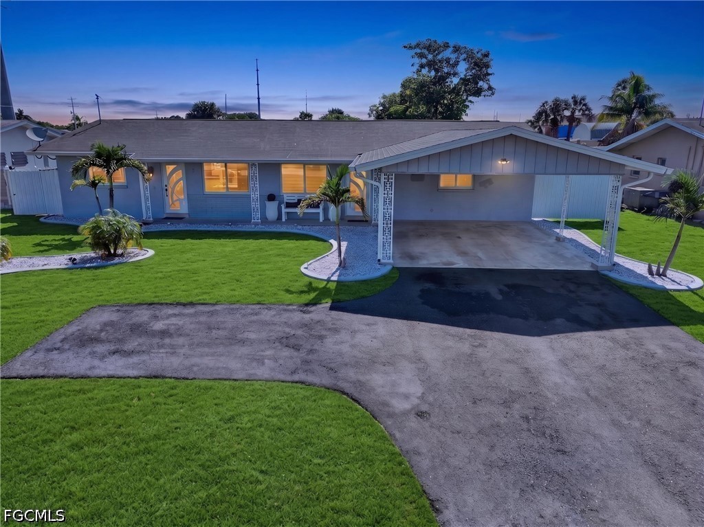 3 Bed Duplex for Sale in Cape Coral, photo 43