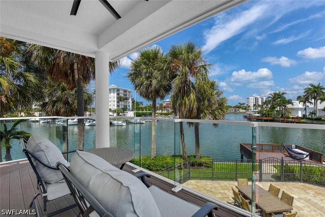 5 Bed Pool Home for Sale in Moorings, photo 43