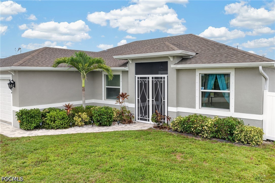 3 Bed Pool Home for Sale in Cape Coral, photo 43