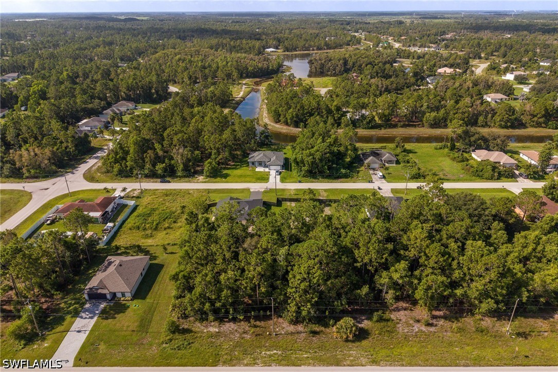 3 Bed SingleFamilyResidence for Sale in Mirror Lakes, photo 43