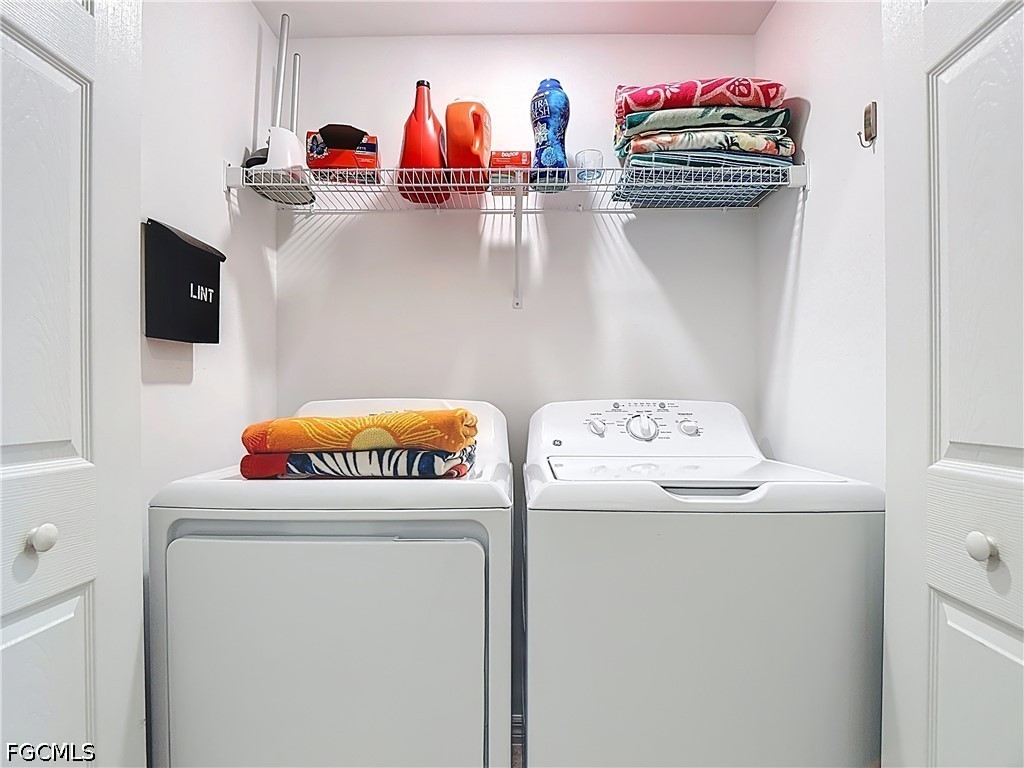 2 Bed Condominium for Sale in Babcock National, photo 43