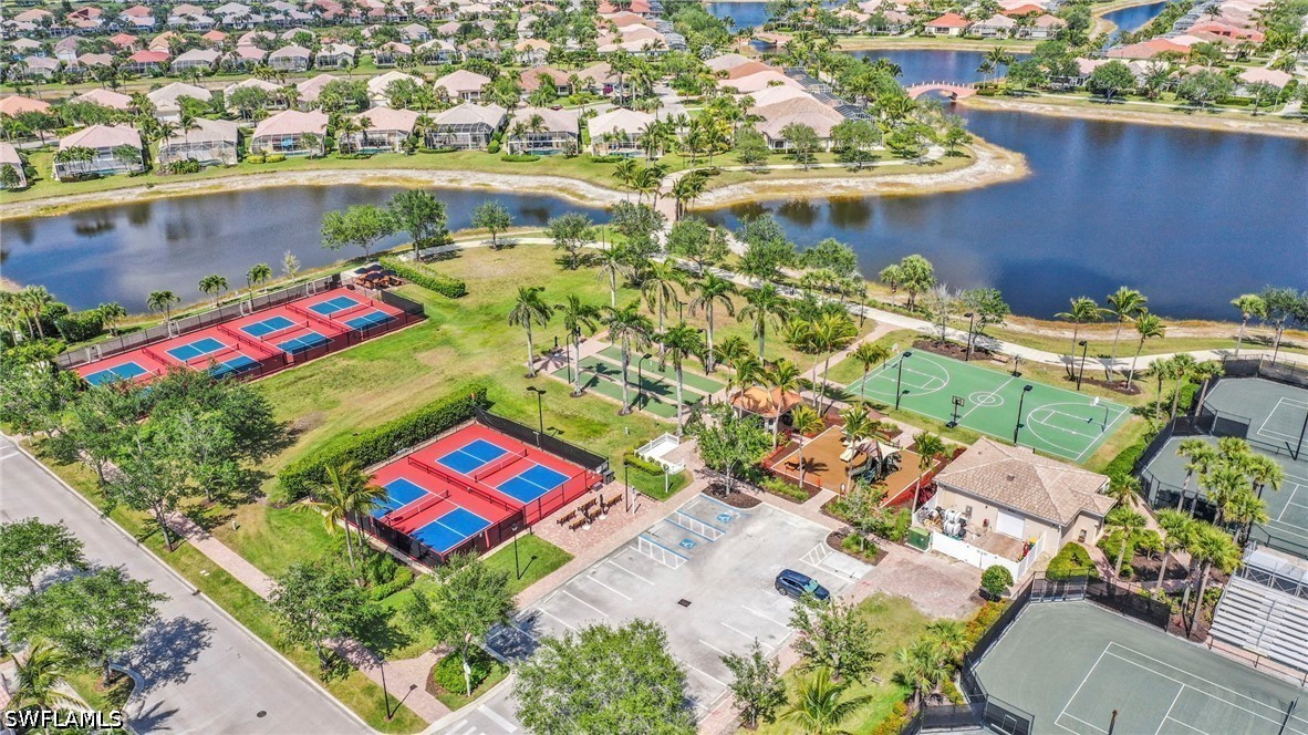 3 Bed Waterfront Home for Sale in Verona Walk, photo 43