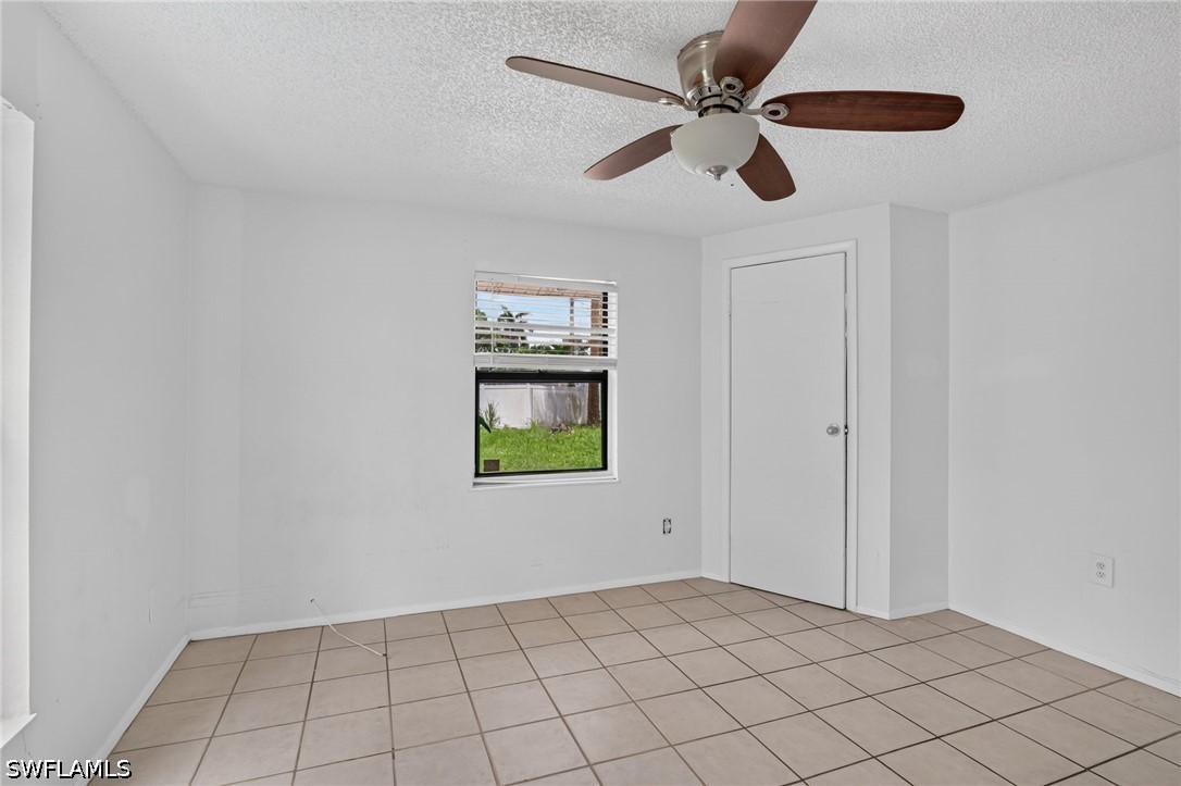 4 Bed Duplex for Sale in Naples Park, photo 43