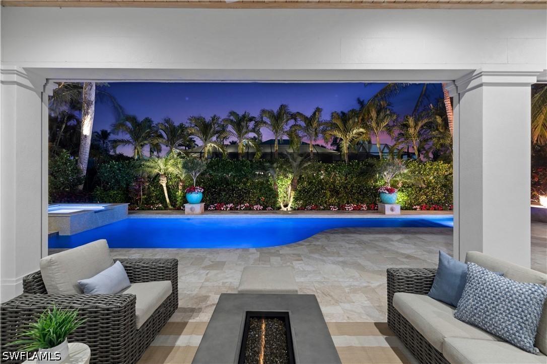 3 Bed Pool Home for Sale in Park Shore, photo 43