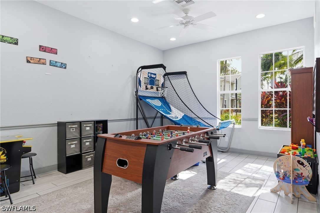 2 Bed Condominium for Sale in Mariposa, photo 43