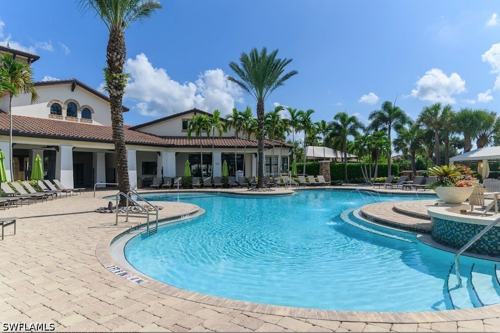 4 Bed SingleFamilyResidence for Sale in Naples, photo 43