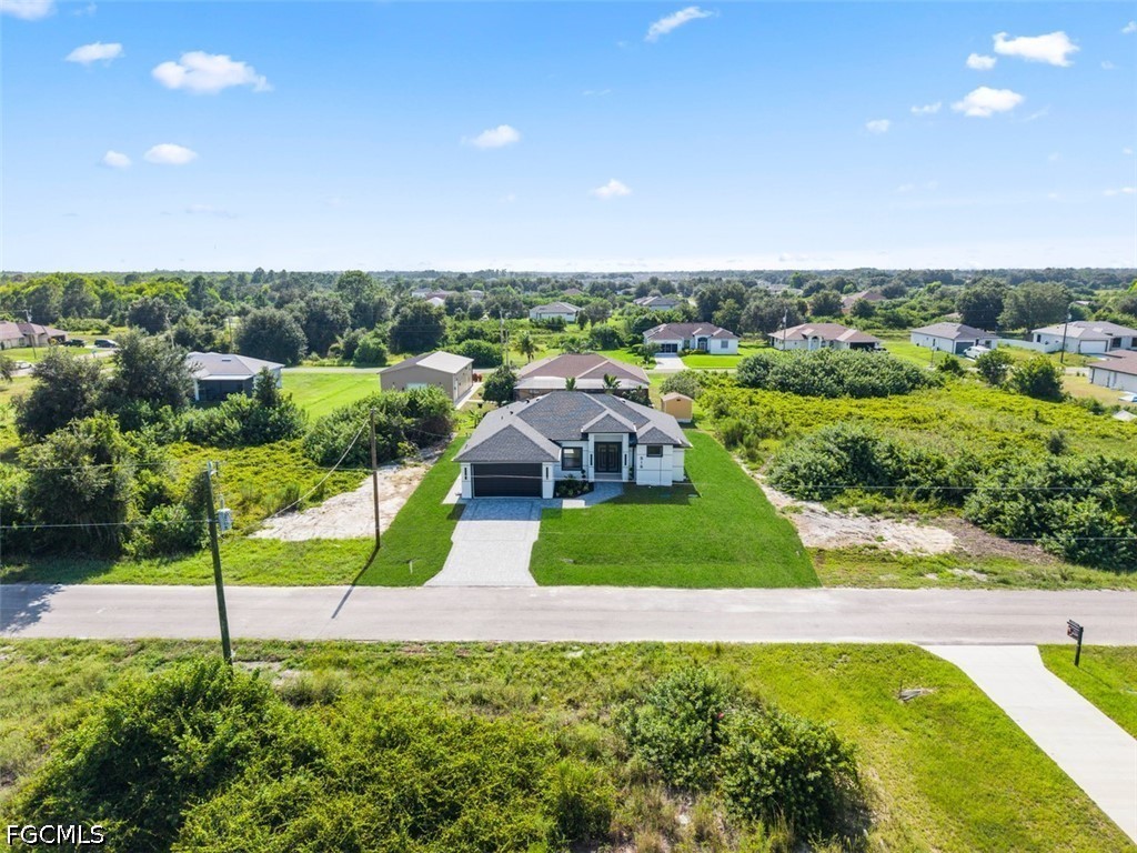 3 Bed SingleFamilyResidence for Sale in Lehigh Acres, photo 43