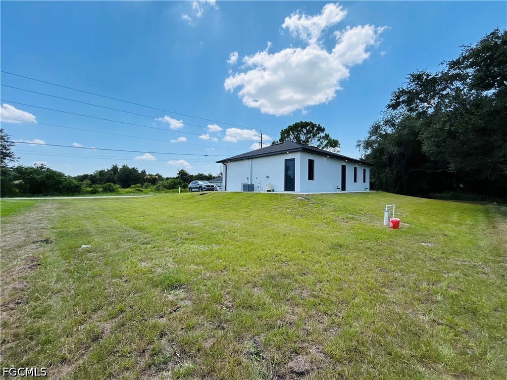 4 Bed SingleFamilyResidence for Sale in Lehigh Acres, photo 43