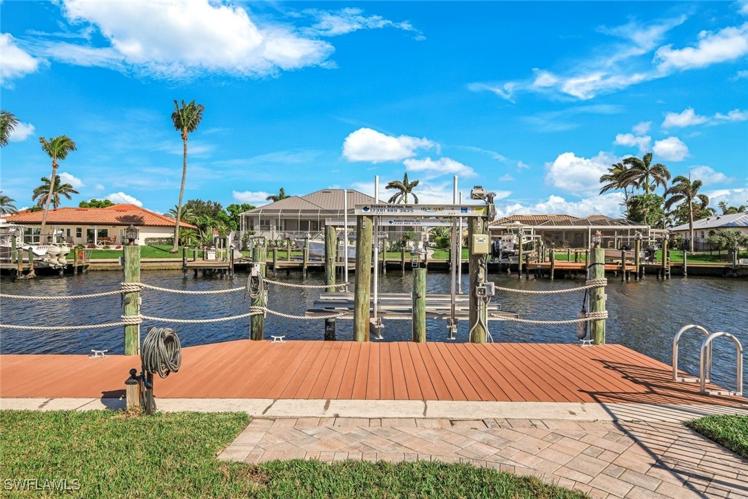 4 Bed Pool Home for Sale in Palm Acres, photo 44