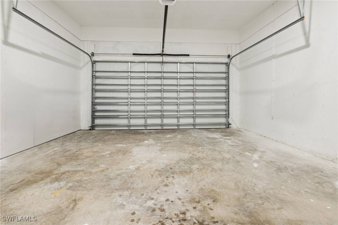 3 Bed SingleFamilyResidence for Sale in Lehigh Acres, photo 44