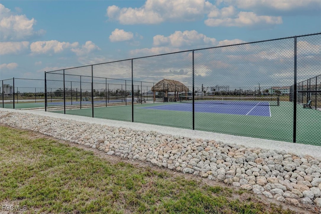 2 Bed Waterfront Home for Sale in Casa Marina, FL, $595,000 — photo 44