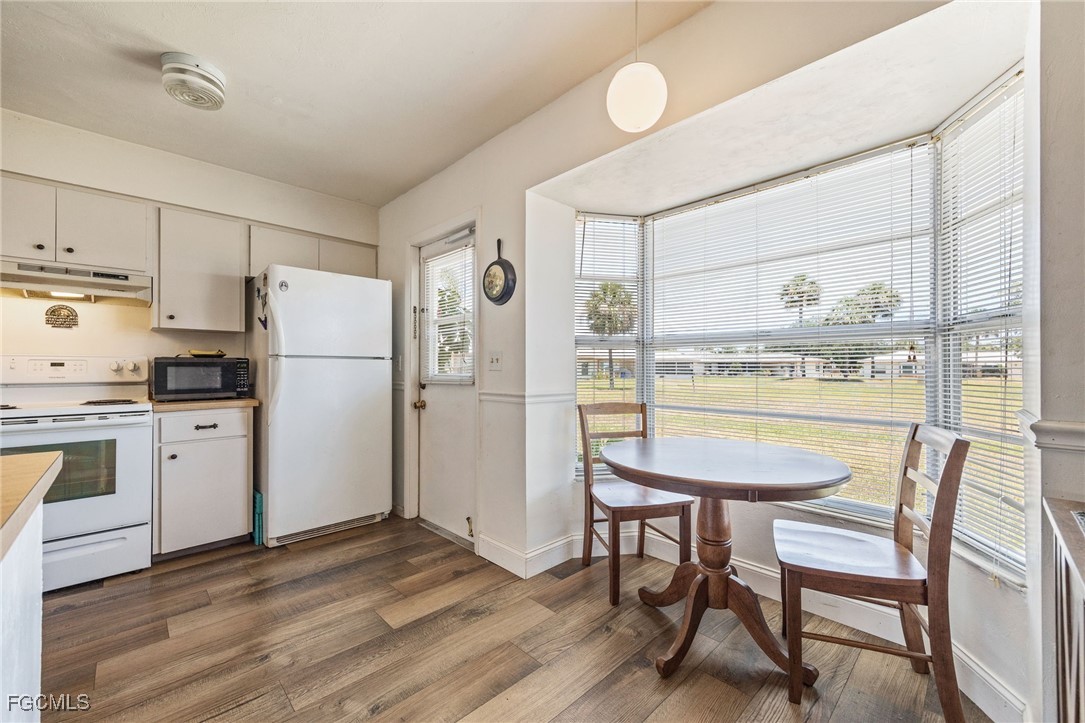 2 Bed Duplex for Sale in Parkwood Villas, FL, $160,000 — photo 44