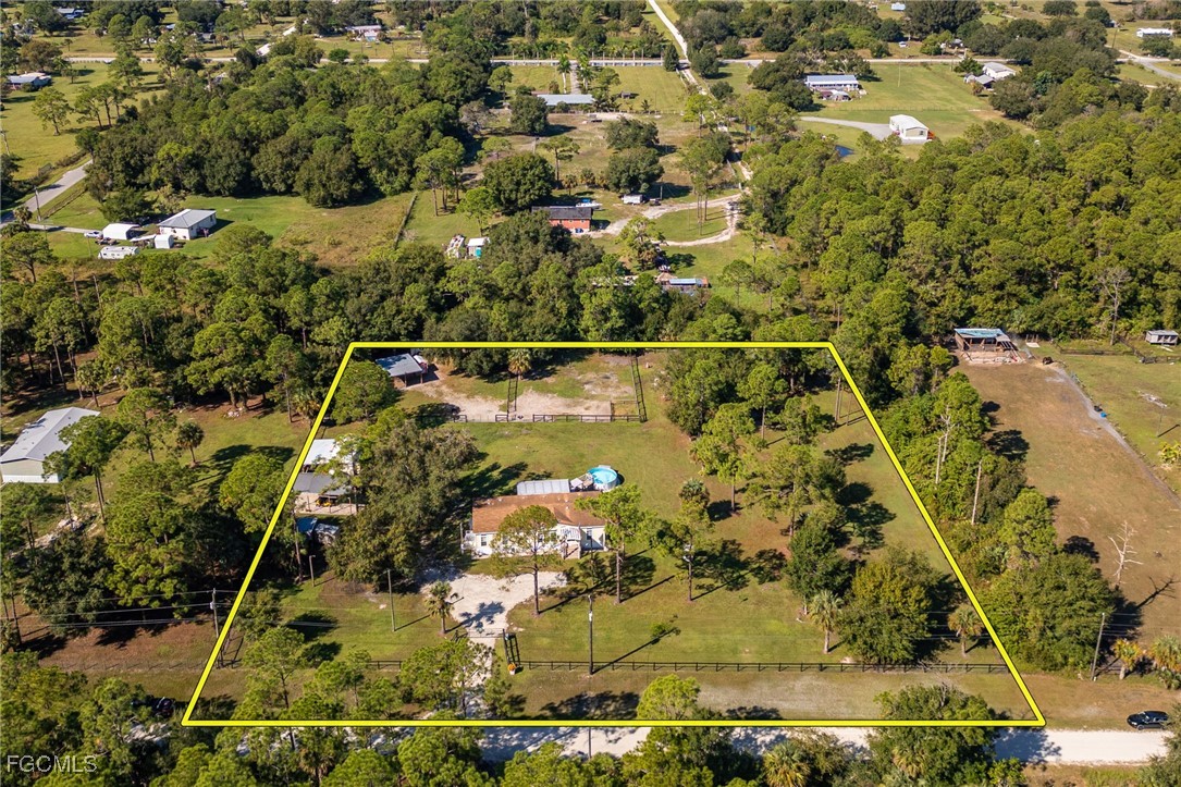 3 Bed Pool Home for Sale in Pioneer Plantation, FL, $399,900 — photo 44